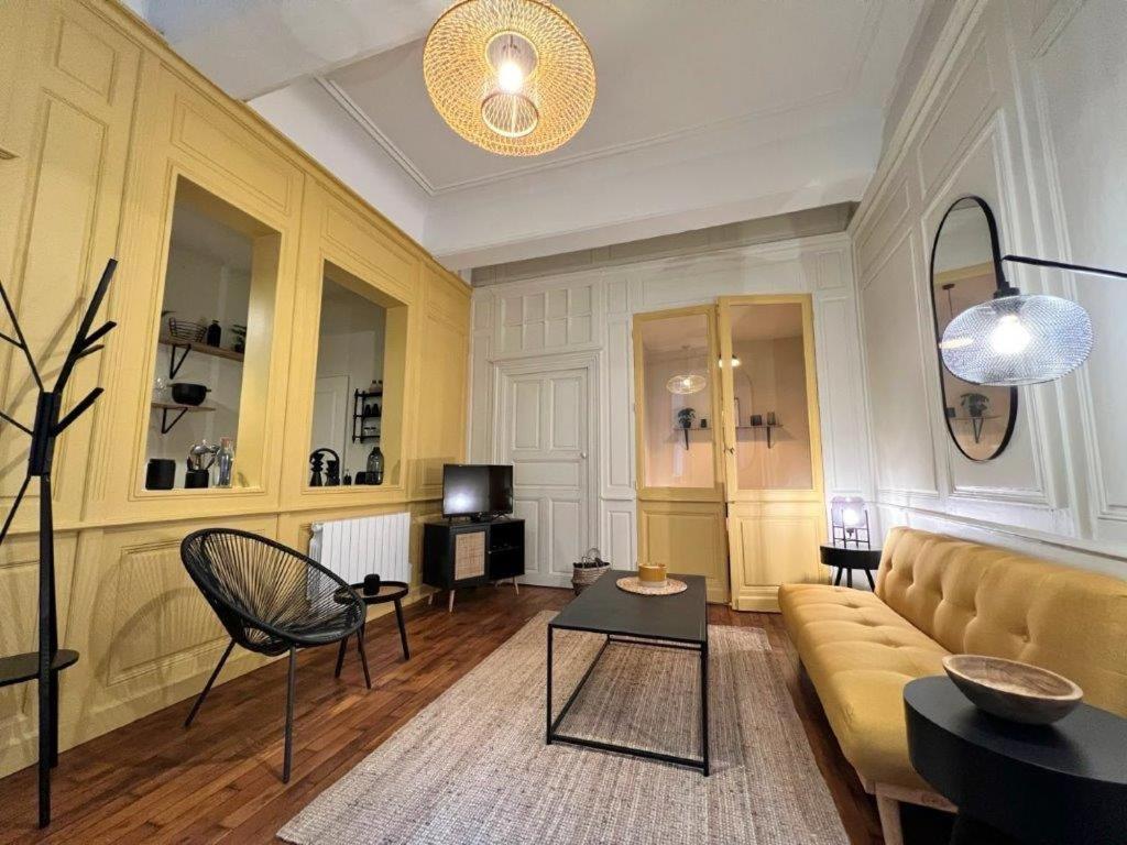 Le Boudoir De Clem Apartment Chalon-sur-Saone Luaran gambar